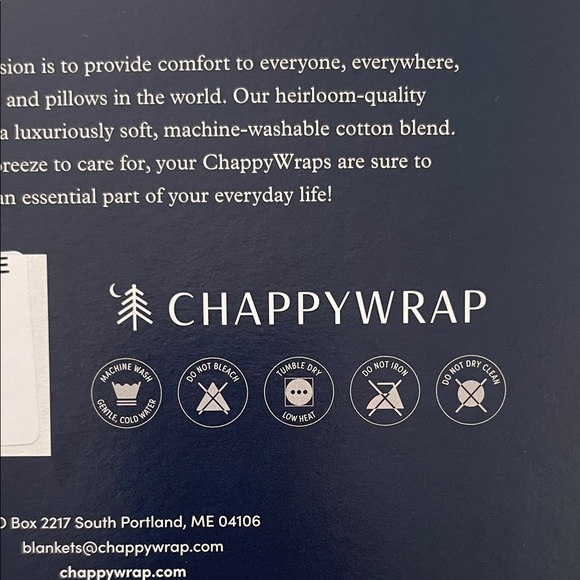 NWT ChappyWrap Pillow Cover Set, 20x20 in Bayside Herringbone Sky - Picture 3 of 5